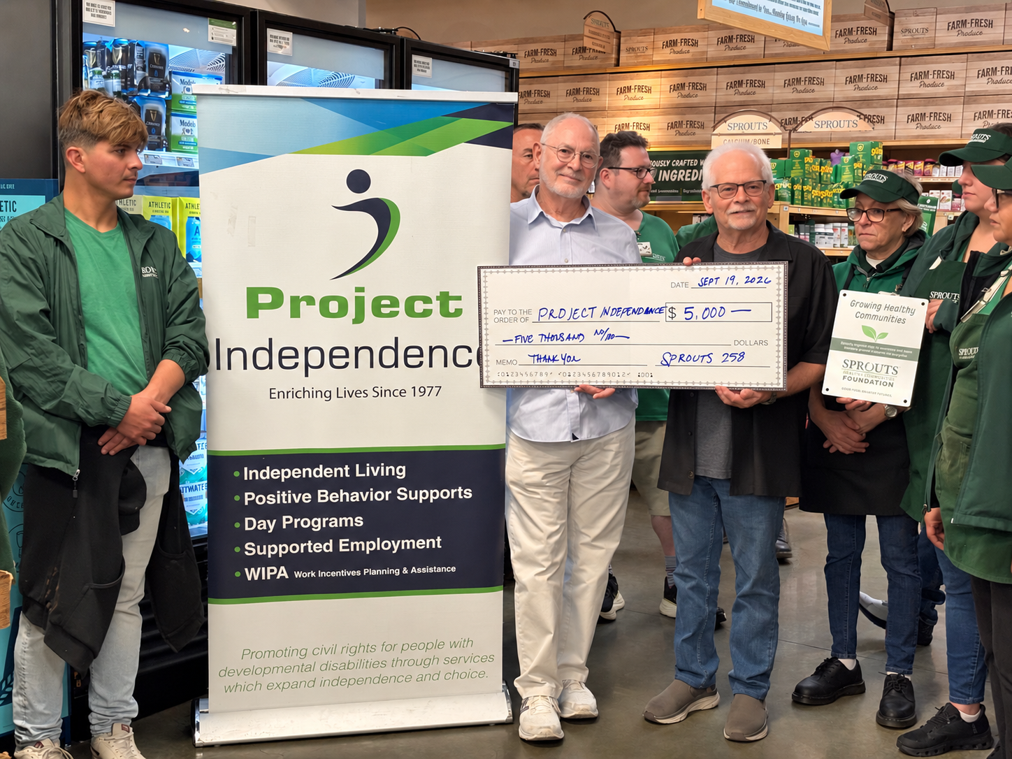 Project Independence receives a $5,000 Sprouts Healthy Communities Foundation grant for its Healthy Living Program.